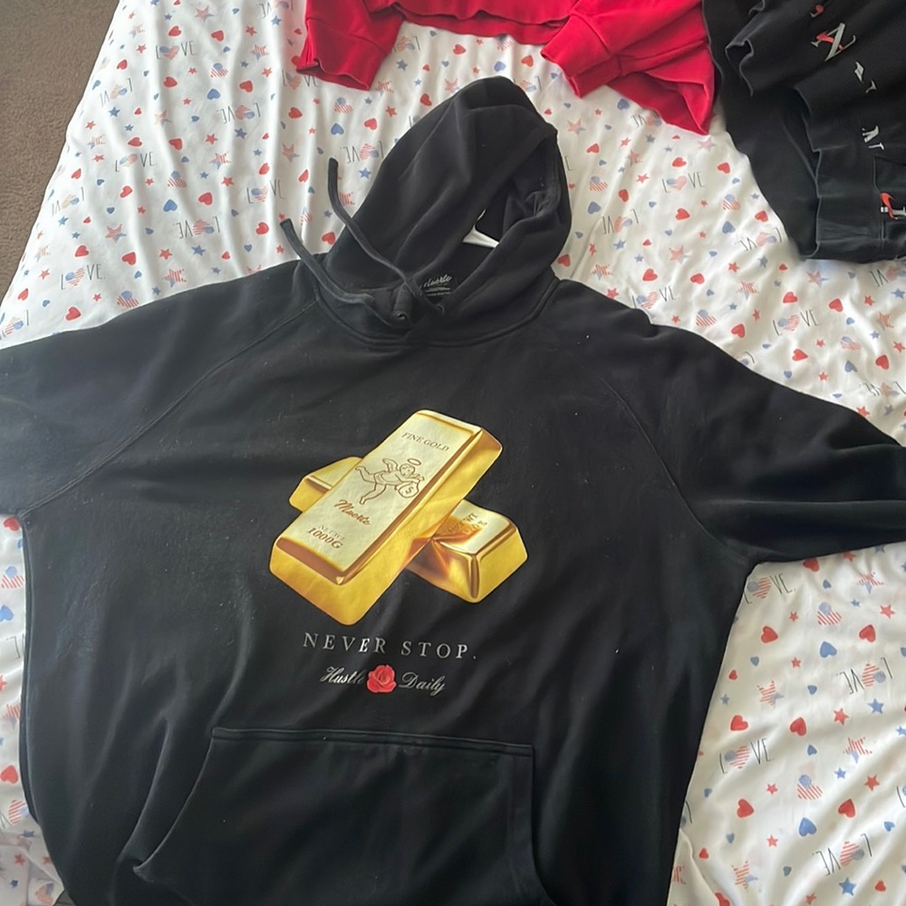 Black muerte hoodie-Fine Gold